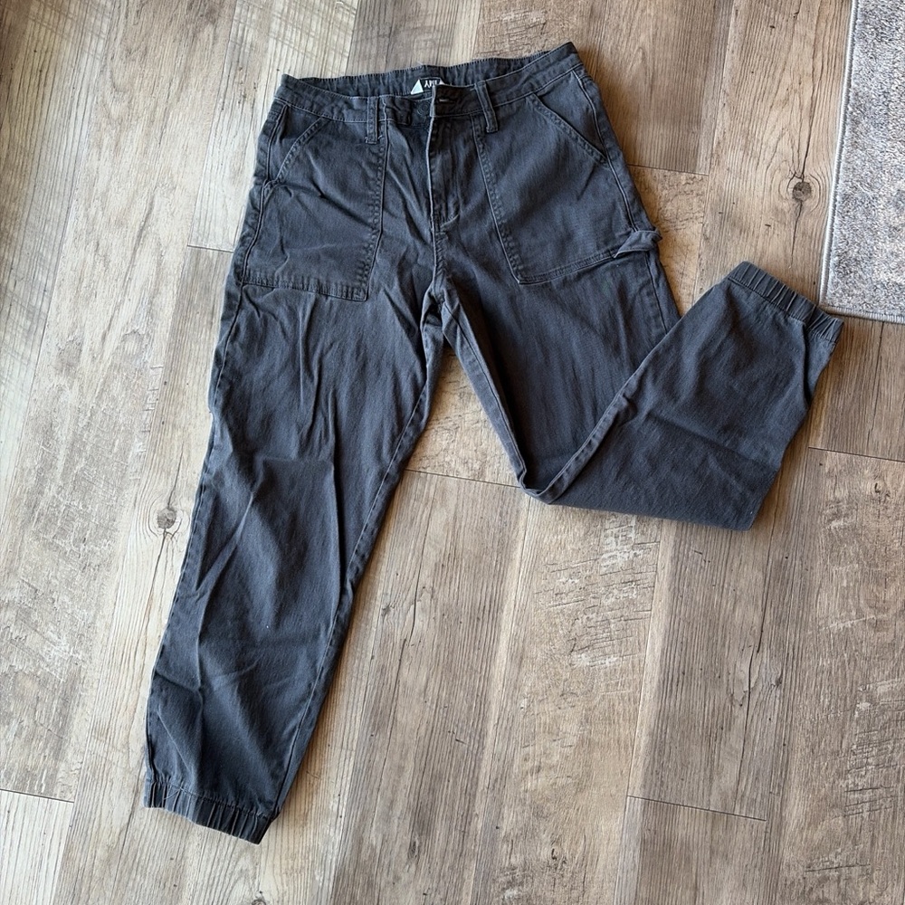 Women’s Grey Cargo Pants